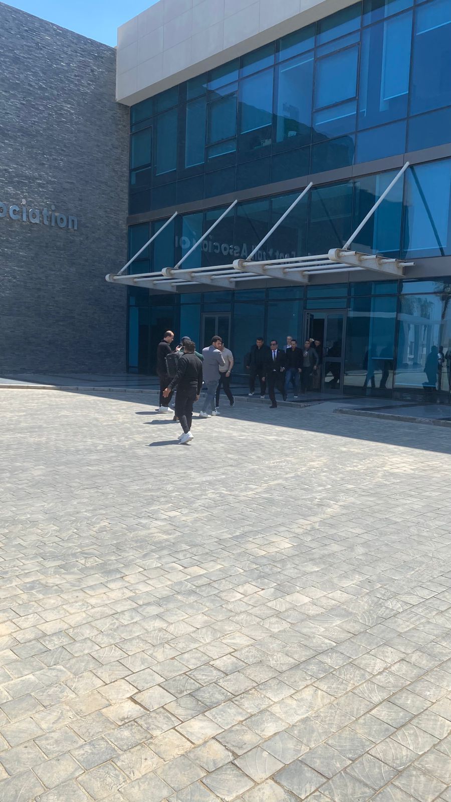 مغادرة الوفد 2