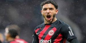 مرموش
      مطلوب
      في
      الدوري
      الإنجليزي..
      "فرانكفورت
      حَدَّد
      السعر"