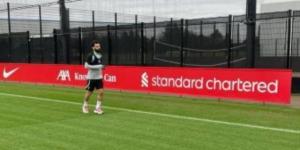 محمد صلاح يواصل التأهيل للشفاء بعد غيابه عن قمة ليفربول وتشيلسي