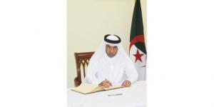 سفارة الجزائر فتحت سجل العزاء بوفاة الرئيس الأسبق اليمين زروال