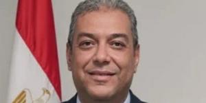 اللواء عمرو الشرقاوى يحذر من كارثة اختراق الهواتف عبر "واى فاى" المقاهى