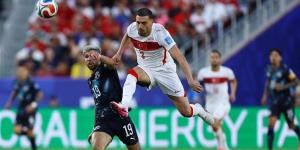 باراجواي بعشرة لاعبين يطيح بـ تركيا من كأس العالم 2026 (فيديو وصور)