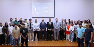 لتأهيل كوادر شابة، مدير مكافحة الإدمان يلتقي طلاب جامعة بنها في مراكز العزيمة