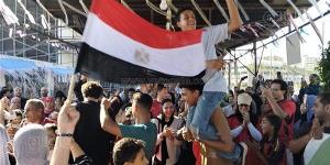 الرقص على السمسمية، فرحة أهالي الإسماعيلية بالتعادل مع إيران والتأهل لدور الـ 32 (صور)