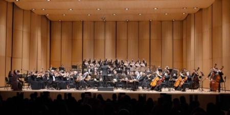 «الأوركسترا الوطنية» تحتفي بالتاريخ الموسيقي العريق للسينما والتلفزيون الإماراتي