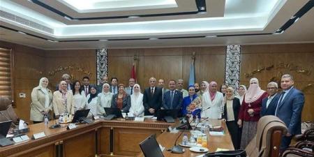 رئيس القومي للبحوث يناقش آليات تطوير العمل البحثي مع عمداء ووكلاء المعاهد