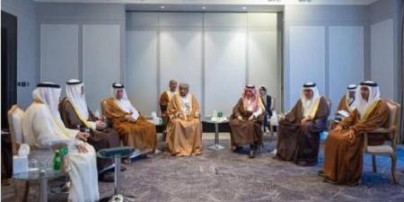 وزير الخارجية يشارك في الاجتماع التشاوري الوزاري الخليجي بالأردن