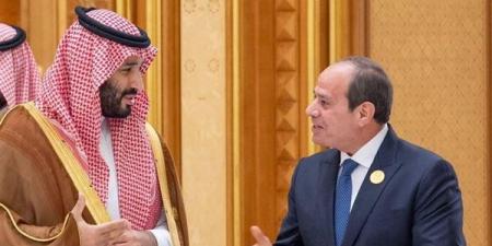 بعد ثورة 30 يونيو، بالأرقام كيف تحولت العلاقات المصرية العربية إلى شراكات اقتصادية واستثمارية بقيادة السيسي؟.. مصر تنجح في جذب الاستثمارات العربية وتحسين مناخ الأعمال وإطلاق مشروعات كبرى