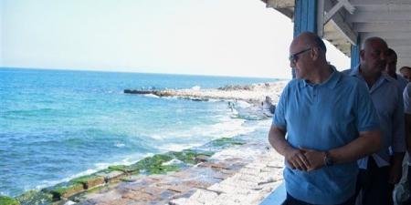 محافظ الإسكندرية يُعيد البحر لأهله، إلغاء التعاقد مع المنشآت المنتهية عقدها وإزالة حواجب الرؤية