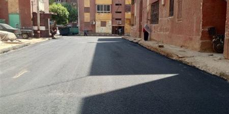 استكمال رصف ورفع كفاءة الطرق بعزبة السجن وتقسيم الحقوقيين في أسيوط