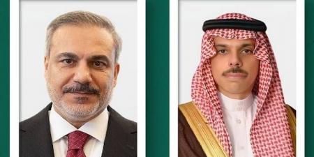 وزيرا خارجية السعودية وتركيا يبحثان مستجدات المنطقة وتعزيز الاستقرار