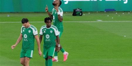 الأهلي يضرب أبها برباعية نظيفة في الدوري السعودي (فيديو)