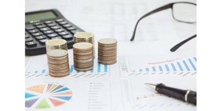 7.71 مليارات دينار إيرادات تشغيل 131 شركة مدرجة في 6 أشهر