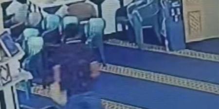 جهود أمنية تلاحق "لص بيت الله" بعد سرقة صندوق تبرعات بمسجد في زفتى