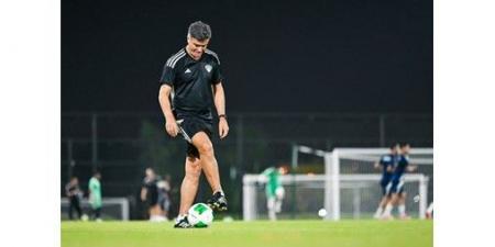سـوزا «يكثـف» تدريبـاته للاعبـي «الأزرق»