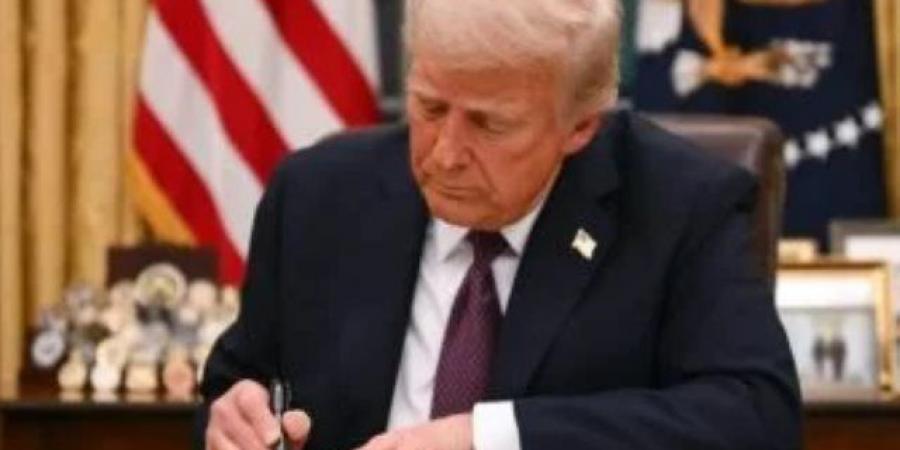 ترامب يهدد بمقاضاة CBS بسبب مقابلة معه.. ماذا حدث؟