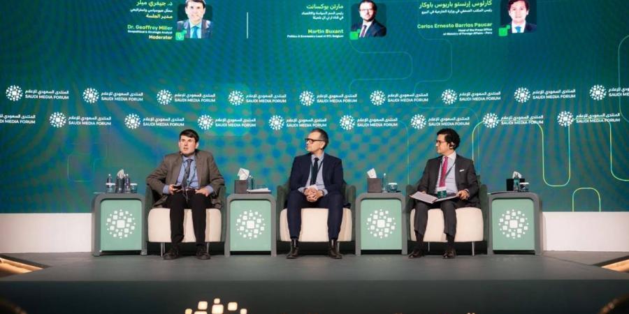 إعلاميون دوليون يؤكدون أهمية اتحاد الدبلوماسية الإعلامية العالمية في مواجهة الشائعات