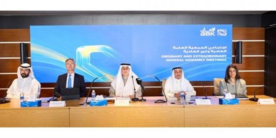 طلال بهبهاني: «الأهلي» يستمر باعتماد خطط استباقية وقوية لمواجهة التحديات