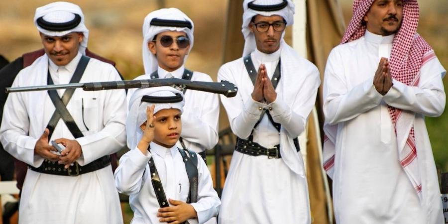 «التعشير» يحيي مزارع الورد الطائفي ويعكس إرثا زراعيا وثقافيا متجددا