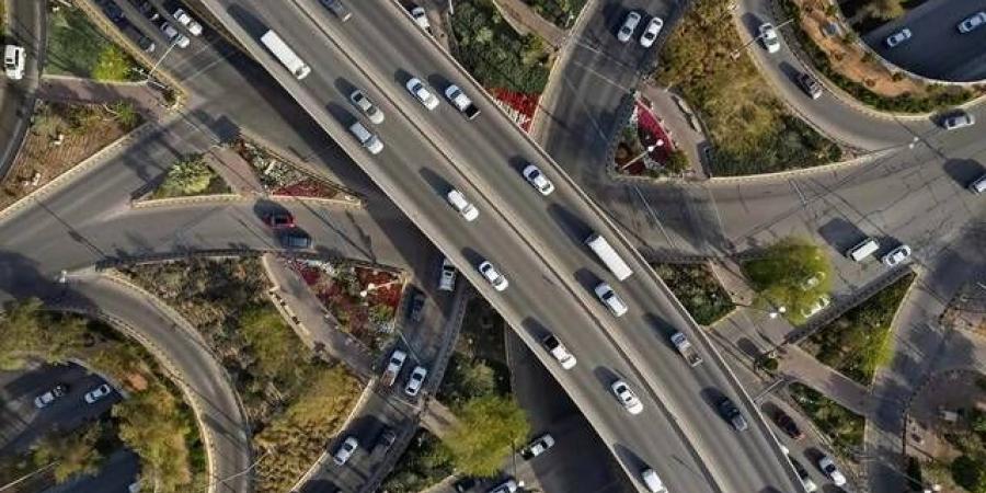 بدء إجراءات نزع ملكية عقارات متعارضة مع مسارات برنامج تطوير محاور الطرق بالرياض