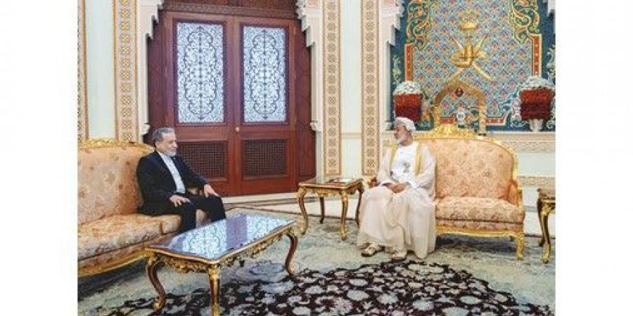 سلطان عُمان يؤكد أهمية تغليب الحوار والديبلوماسية لترسيخ السلام