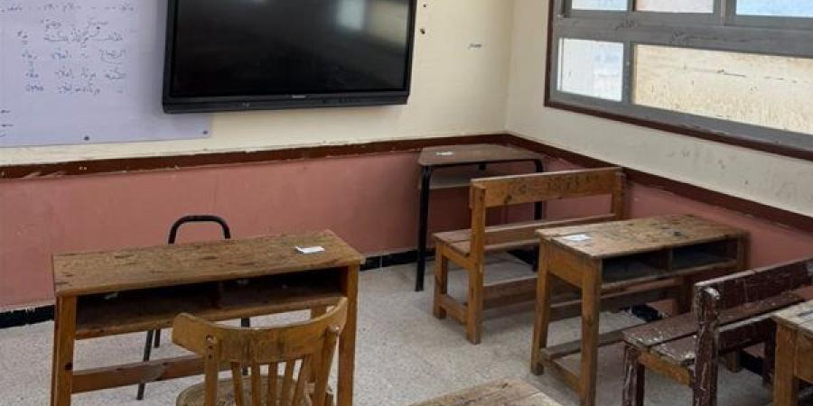 محافظ الإسماعيلية يتابع الاستعدادات لانطلاق امتحانات الثانوية العامة 2025/ 2026