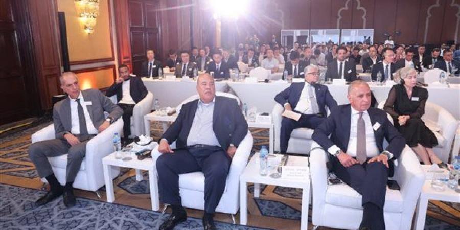 العشري: نتائج منتدى التعاون المصري الصيني تمهد لانطلاقة جديدة في العلاقات التجارية والاستثمارية