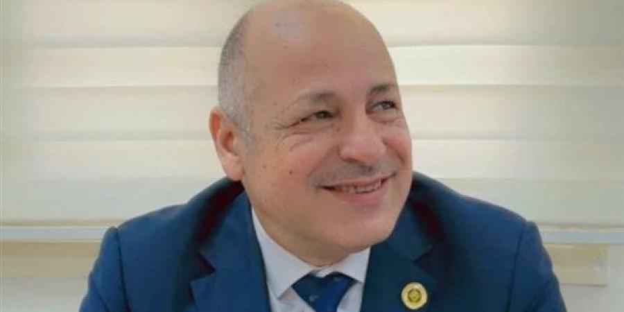 العمدة: تزايد اعتداءات المستوطنين مع اقتحامات الاحتلال بالضفة يهدف لتقويض فرص قيام دولة فلسطينية
