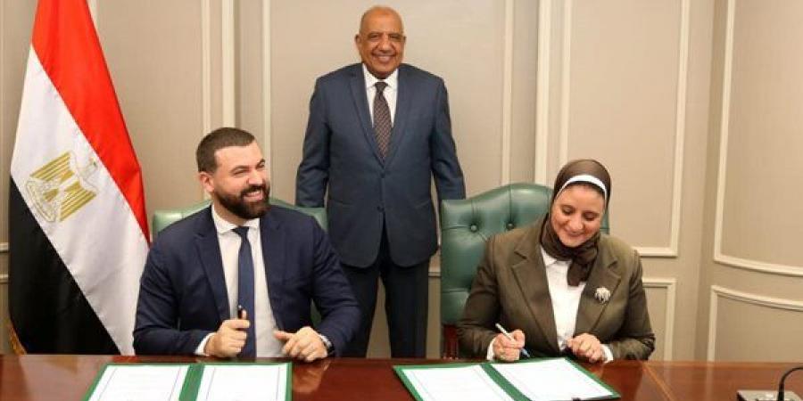 وزير الكهرباء يشهد توقيع مذكرة تفاهم لدعم توطين صناعة مراكز البيانات
