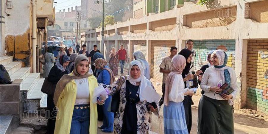 الثانوية العامة، شكل امتحان مادة اللغة الأجنبية الثانية لطلاب النظام القديم