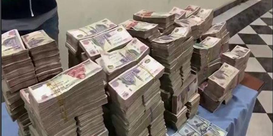 ضبط متهم غسل 75 مليون جنيه وحاول إخفاء أموال الاتجار غير المشروع في العملة