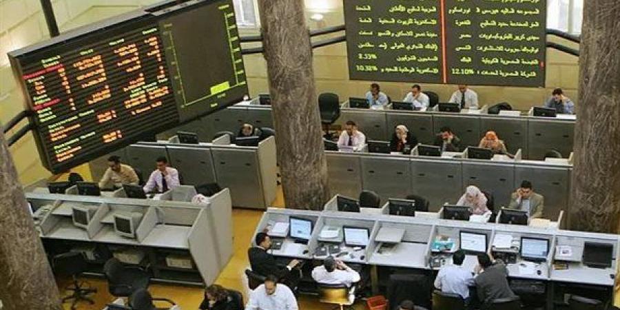 13 سهمًا تتصدر أسهم السوق الرئيسي بالبورصة المصرية نهاية الأسبوع.. و«CIB» في الصدارة