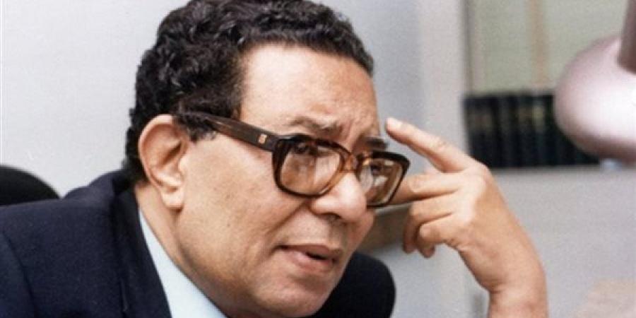 "أنا ليلى فاضل".. لماذا اختار أحمد بهاء الدين اسما مستعارا لكتابة مقالاته؟