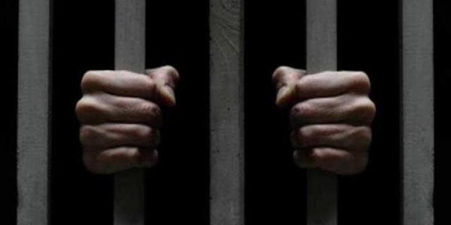 تمسكت بالبقاء لدى أسرتها، حبس نقاش بتهمة الشروع في قتل زوجته بالشرقية
