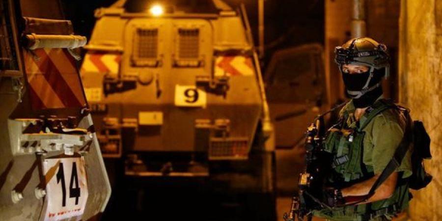 الاحتلال يستولي على 15 دونمًا من أراضي البيرة ويعتقل 13 فلسطينيًا