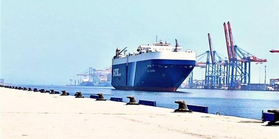 تداول 13 ألف طن و683 شاحنة بضائع عامة ومتنوعة بموانئ البحر الأحمر