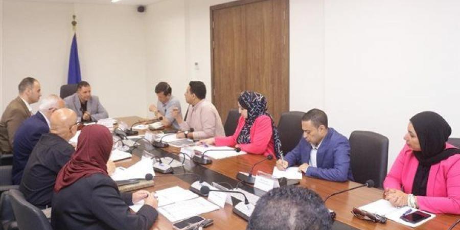 محافظ دمياط يترأس اجتماع مشروع المخابز لبحث آليات التطوير