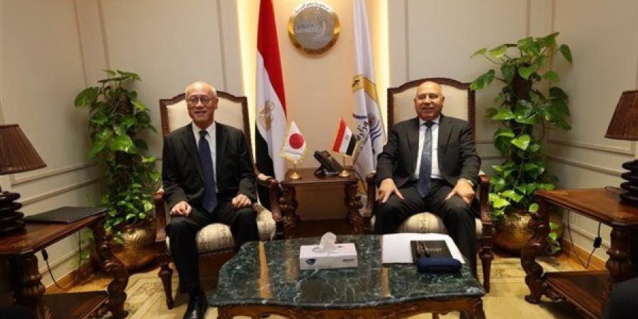 وزير النقل يبحث مع سفير اليابان موقف تنفيذ المرحلة الأولى من الخط الرابع للمترو