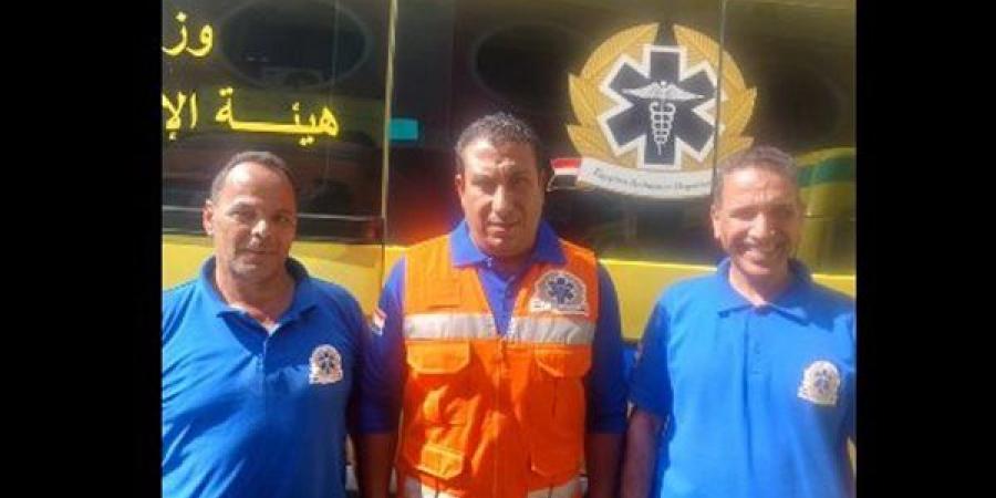 شاهد، طفل 13 عاما ينقذ والده من الموت بعد إصابته بسكتة دماغية أثناء قيادته سيارة نقل بصحراوي بني سويف