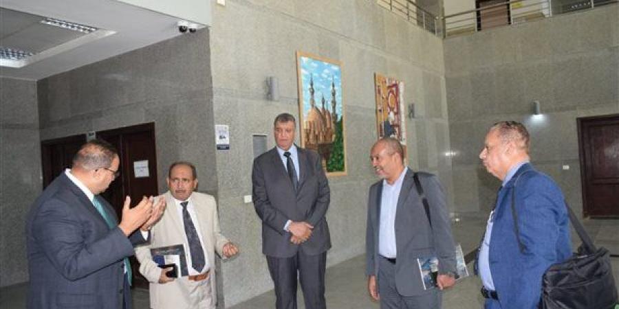 لجنة من «الجامعات الأهلية» تتفقد مقر فرع بنها بالعبور تمهيدا لإنشاء أخرى تكنولوجية