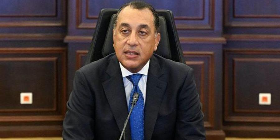 رئيس الوزراء يبدأ جولة موسعة لافتتاح 9 مشروعات صناعية جديدة بالمنطقة الاقتصادية لقناة السويس