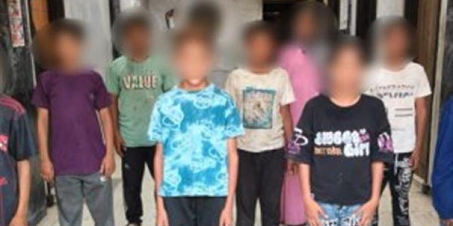 من الشارع إلى دور الرعاية، إنقاذ 14 طفلا استغلهم 8 أشخاص في التسول وبيع السلع بالجيزة