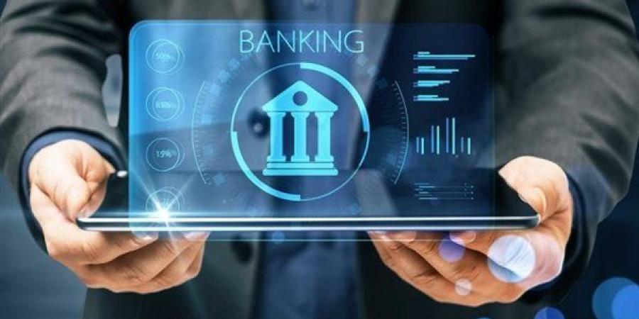 البنك في جيبك.. من الفرع إلى الهاتف.. خبراء: المدفوعات الرقمية والذكاء الاصطناعي يعيدان رسم علاقة المصريين بالبنوك ويغير تجربة العميل